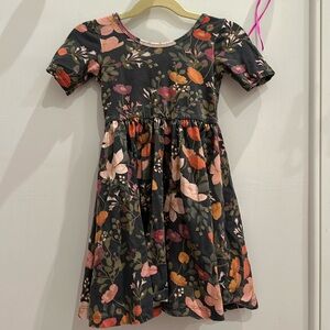 alice + ames THE SHORT SLEEVE BALLET DRESS IN DARK BOTANICAL - size 5